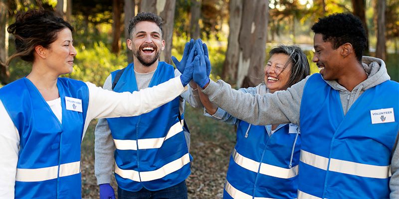 CHCCCS007 Develop and implement service programs